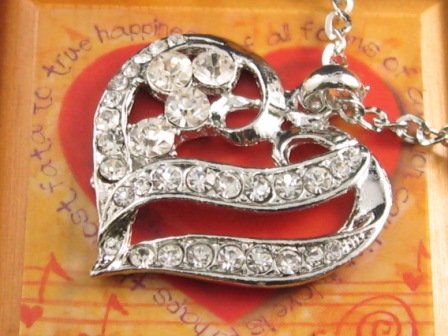 SN105 Elegant Crystal Heart Silver Pendant Necklace Best Gift Idea