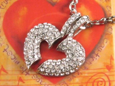 SN129 Elegant Crystal Silver Integrated Heart Pendant Necklace Best Gift Idea