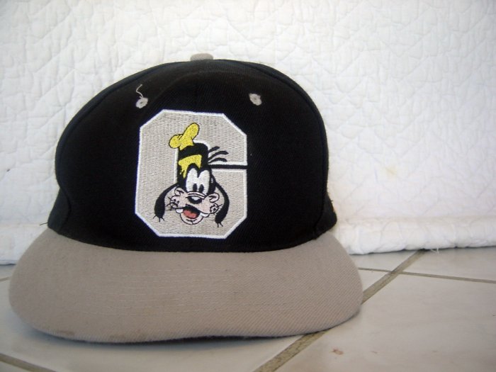 Disney Embroideried Goofy Hat - cap - REALLY NICE!!
