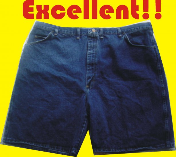 Wrangler Rugged Wear Men's Jeans Shorts 48W - Very NICE Shape!