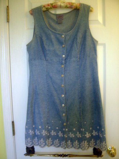 Jalate Womens Summer Dress Embroidery Size 13 SO NICE!