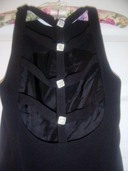 basic black dress with open back by LILI size 4 PRETTY