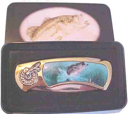 Bass Fish Knife in Metal Tin