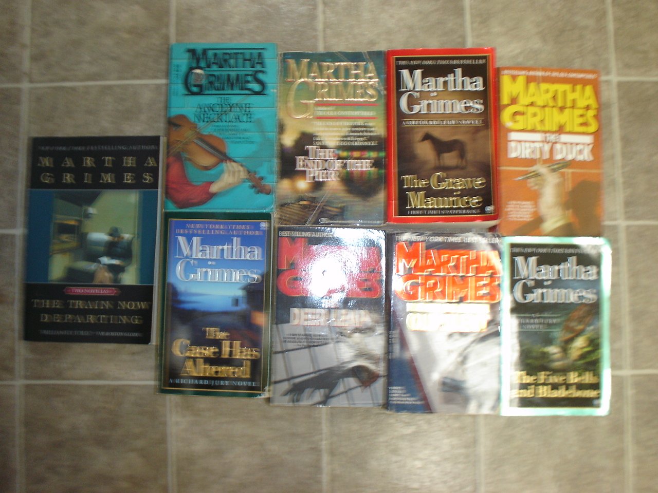 Martha Grimes lot of 9 pb mystery novels books Richard Jury Scotland Yard cozy