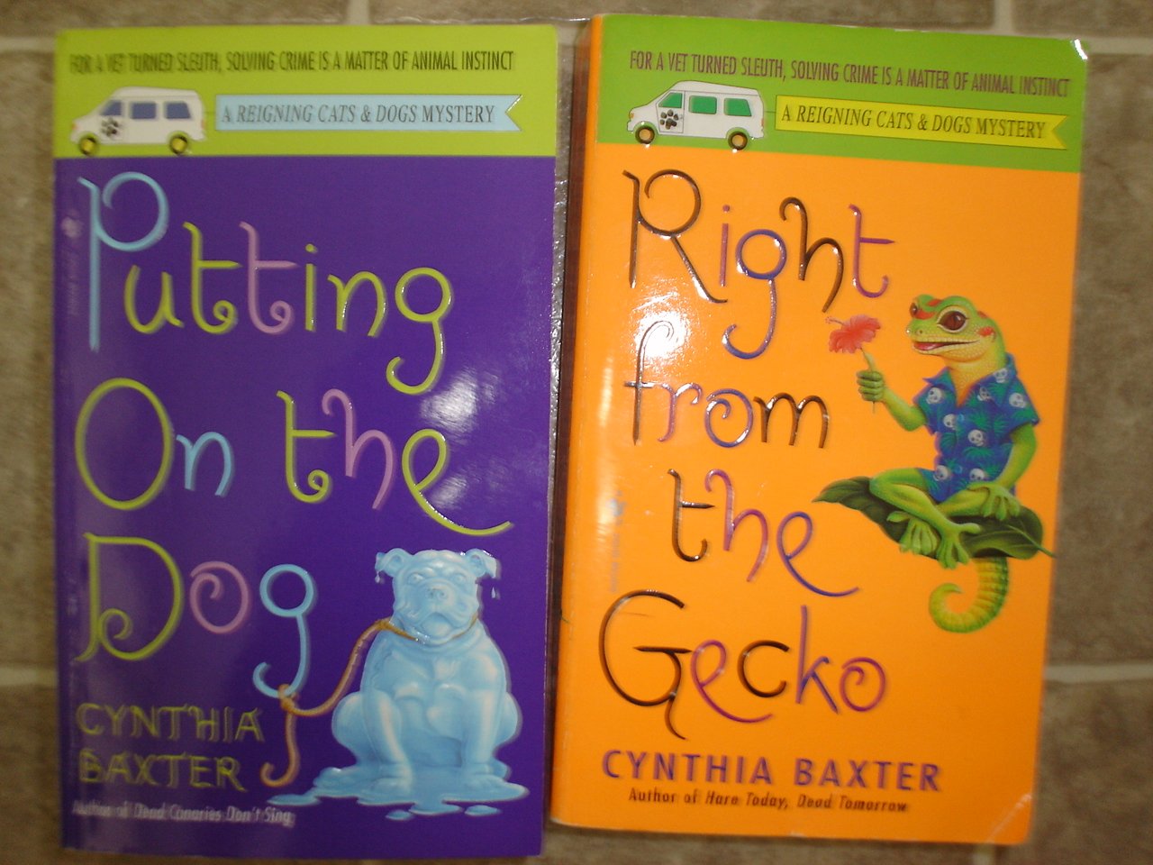 Cynthia Baxter lot of 2 pb mystery cozy books Reigning Cats & Dogs Jessica Popper