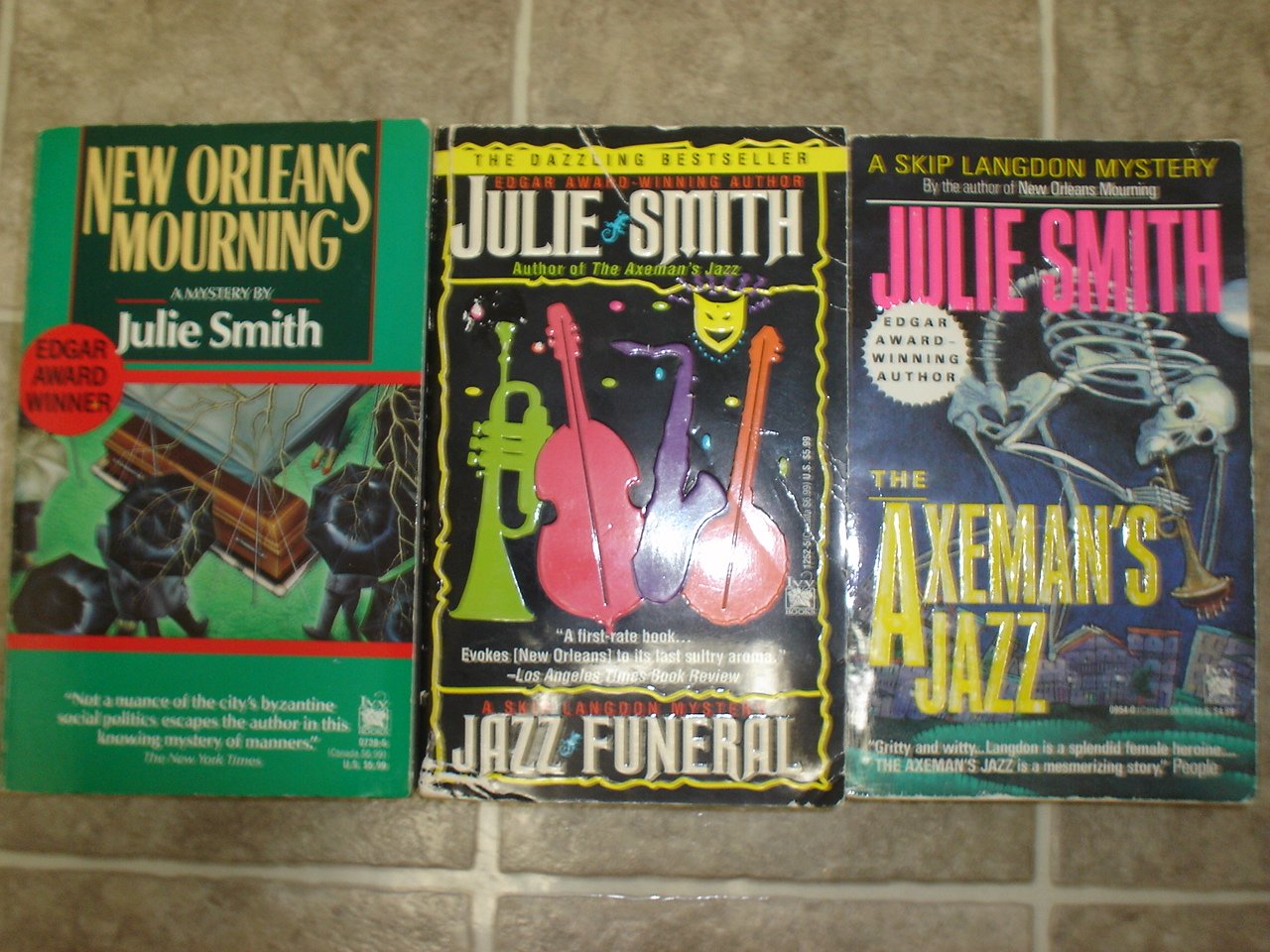 Julie Smith lot of 3 pb mystery books New Orleans Skip Langdon Edgar Winner