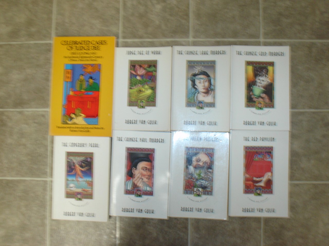 Robert Van Gulik lot of 8 pb mystery novels vintage Judge Dee Chinese Historical
