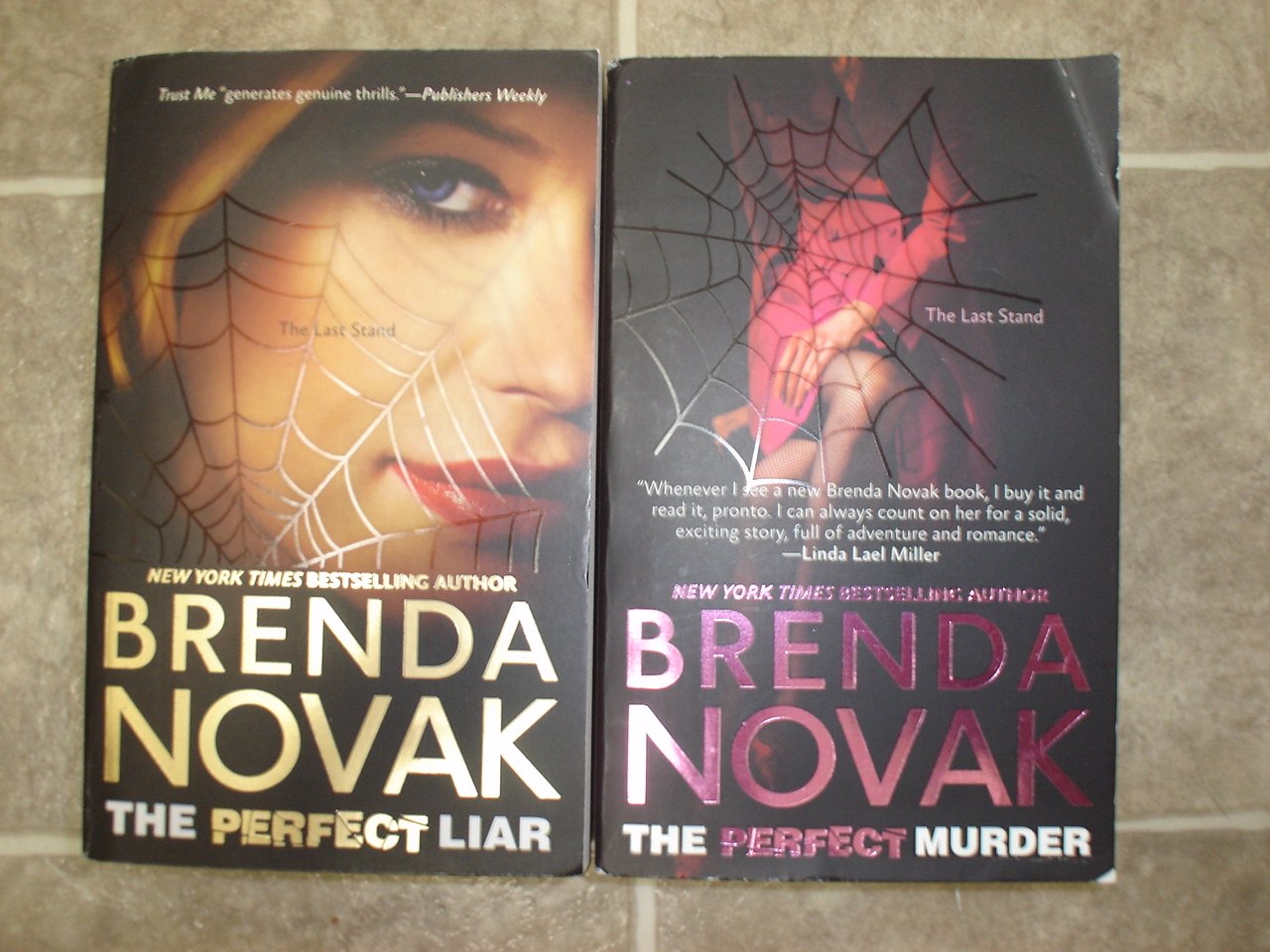 Brenda Novak lot of 2 pb romantic suspense mystery books Perfect Liar Murder