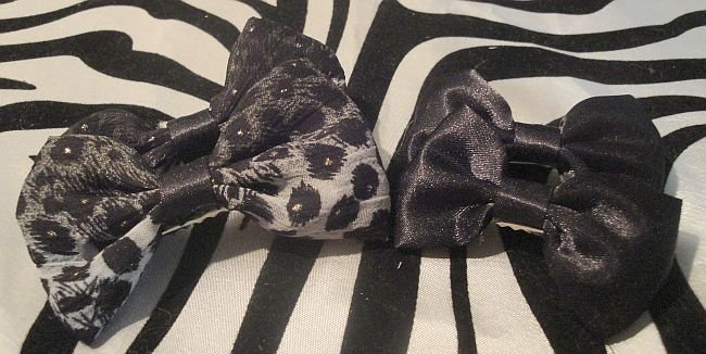 Black Leopard Bow Sets 2 Pairs