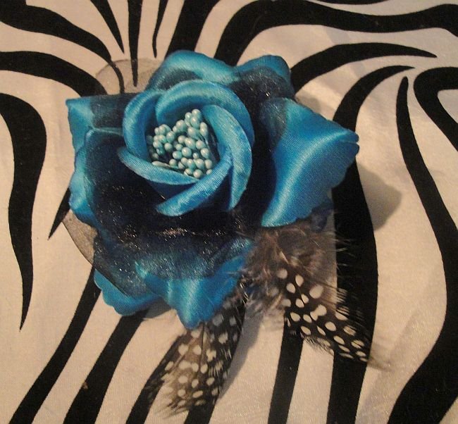 Blue Rose Hair Clip With Hair Tie