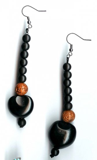 Fashion jewelry - kukui nuts and wood beads drop earrings - NEW - free sh/h