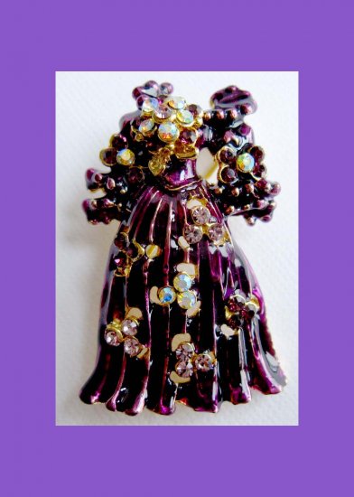 Fashion pin - purple gown with crystals brand new