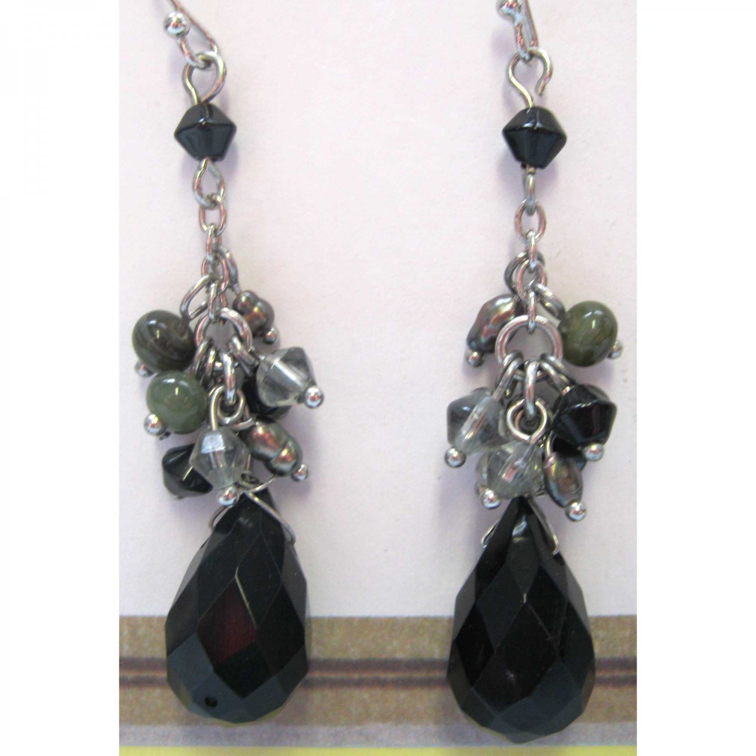 Black drop fashion drop earrings