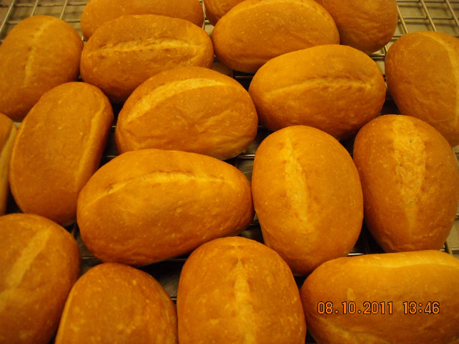 HARD ROLL