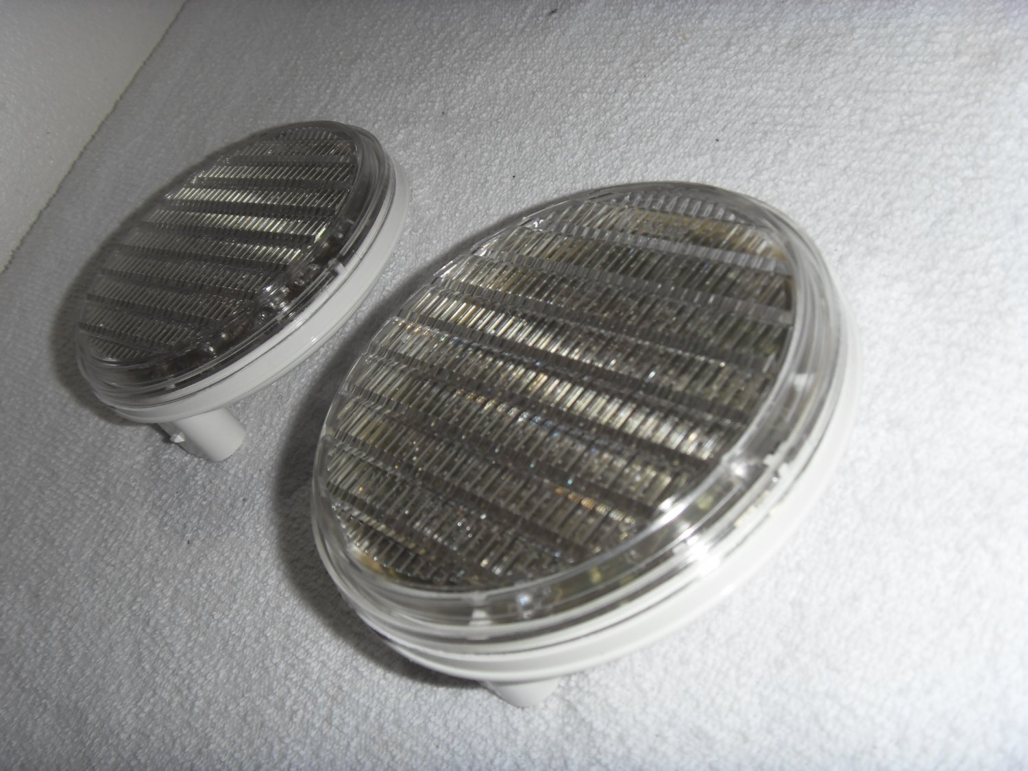 New* truck-lite LED 4" Clear Tail lights
