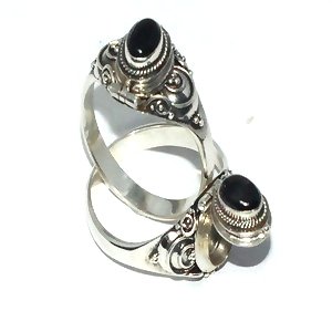 925 Sterling Silver Bali Thin Oval Black Onyx Poison Ring