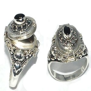 925 Sterling Silver Bali Oval Poison Ring with Genuine Black Onyx
