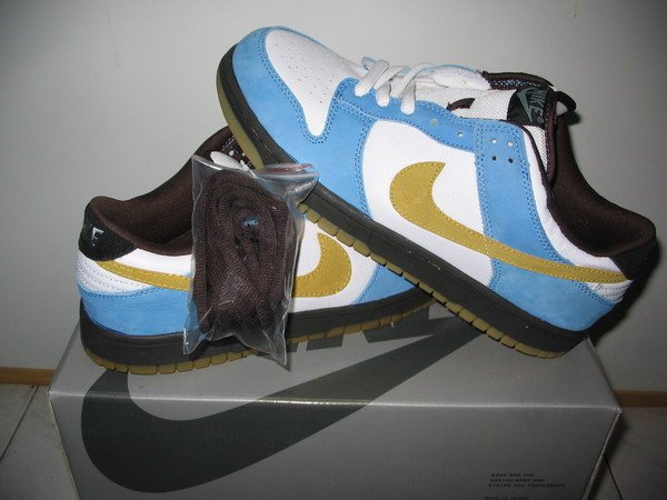 NIKE DUNK LOW PRO SB Homer