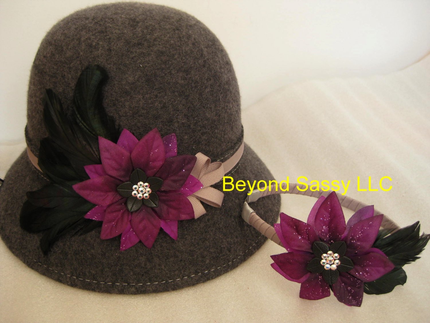 Mother Daughter Grey Purple Chrismas Crystal Flower Cloche Derby Church Wool Hat & Headband Set