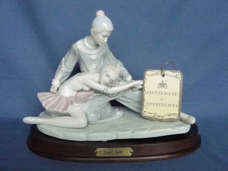 Lover's Ballet Royal Crown Collector's Edition Authentic Closing Scene Vintage