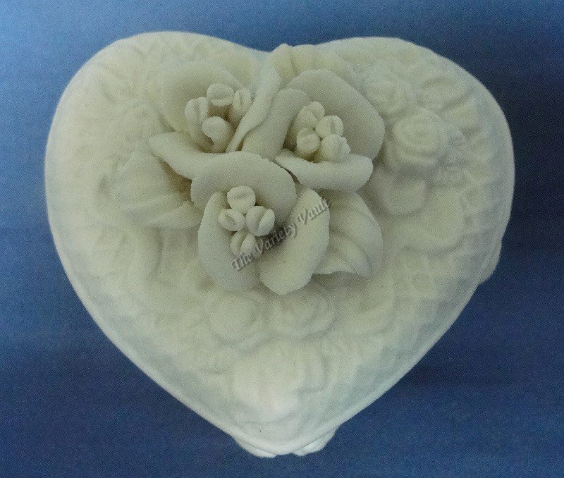 Porcelain Floral Trinket Box Lincolnshire Collection Ivory Raised New