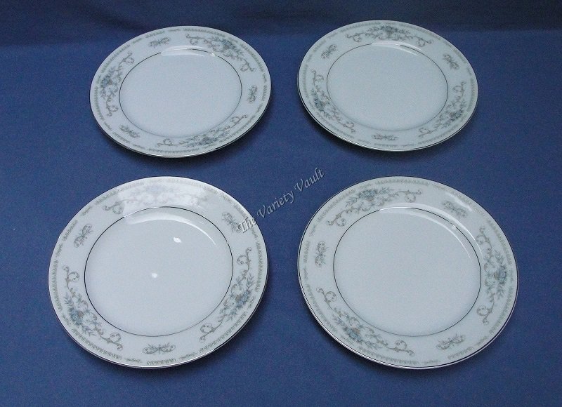 Diane Wade China of Japan Fine Porcelain Bread and Butter Plates Set of 4