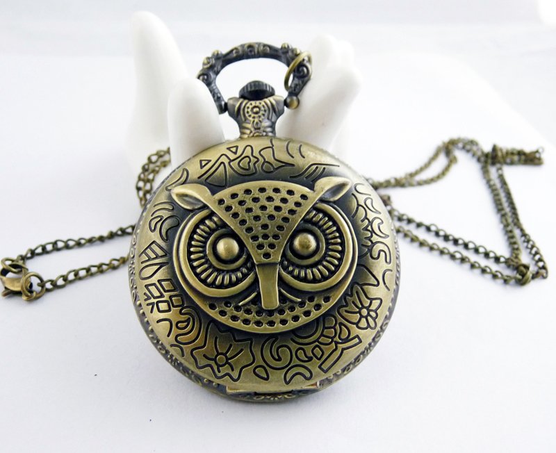 Retro pocket watch necklace owl