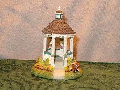 AH211b GARDEN GAZEBO- Liberty Falls Collection