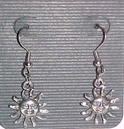 Smiling Sun Earrings (Pierced Ears)