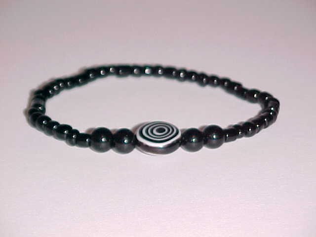 Black Hypnotic Eye Beaded Stretch Bracelet 7 inches