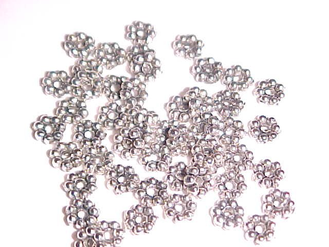 1 Lot of 50 Silver Plated Metal Daisy Spacer Beads 5mm