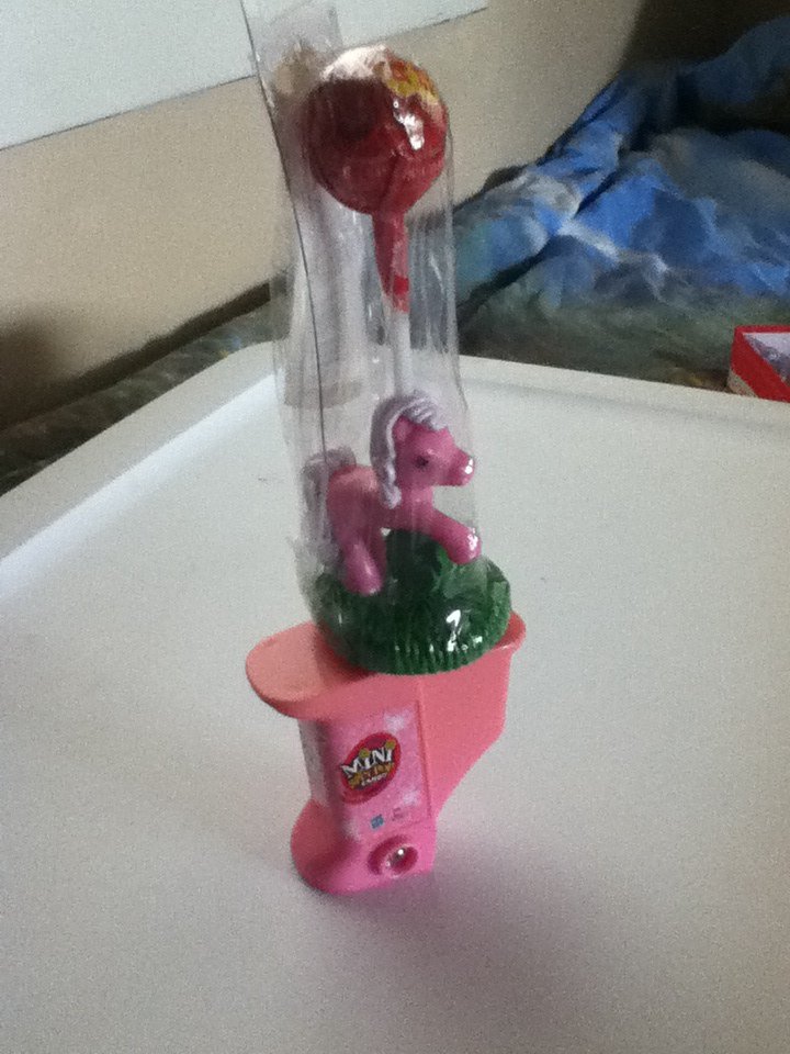MLP Mini-Spin-Pop Candy Pinkie Pie Holder