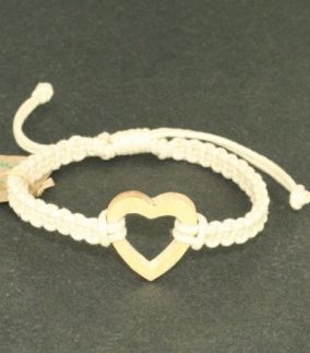 Heart Macrame Bracelet 6 inch