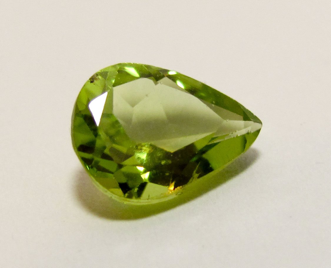 Peridot 9 x 7 mm Pear Cut Loose Faceted Gemstone