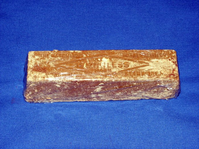 5251 Tripoli Polishing Compound