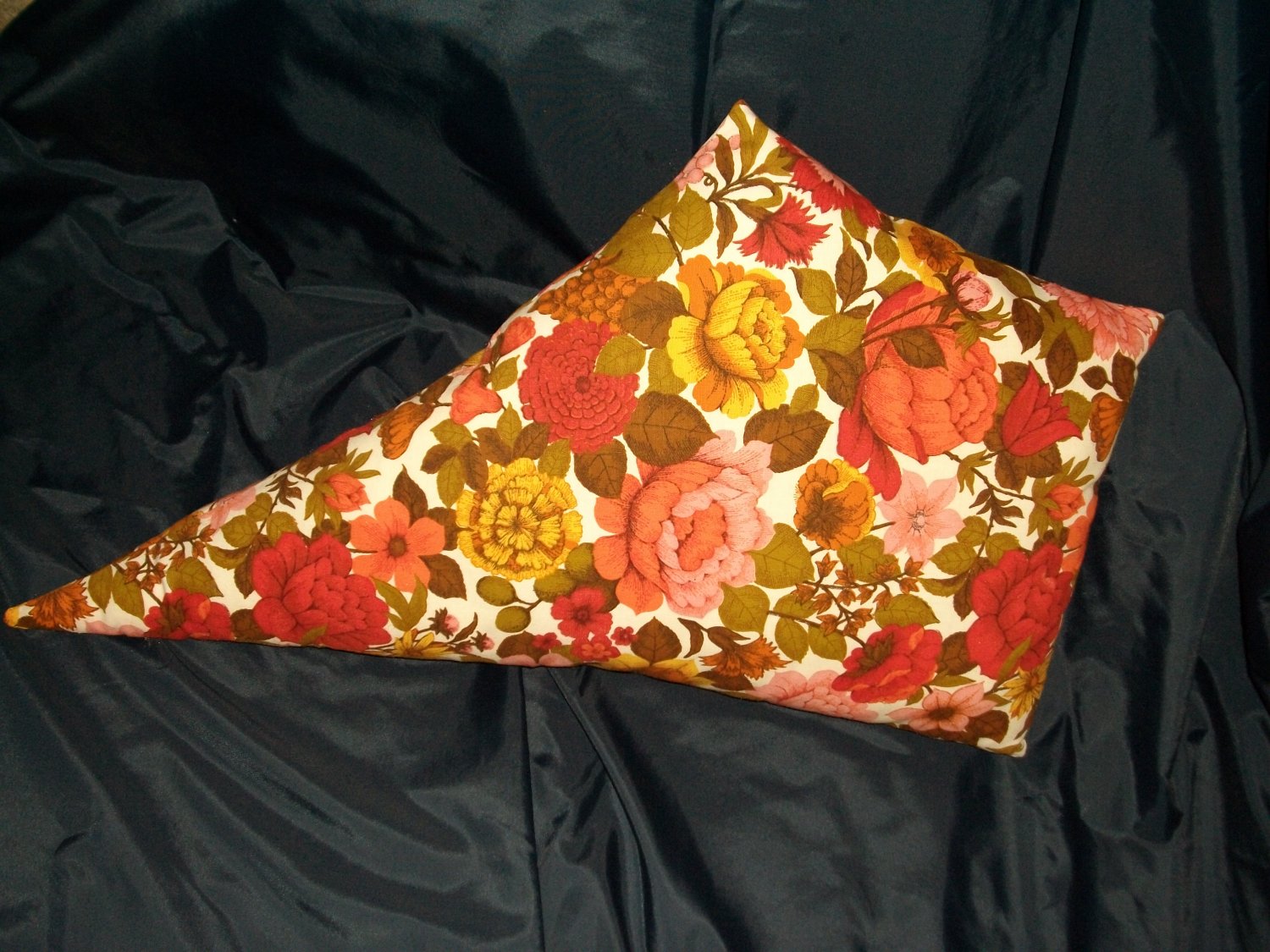 HANDCRAFTED ACCENT PILLOW