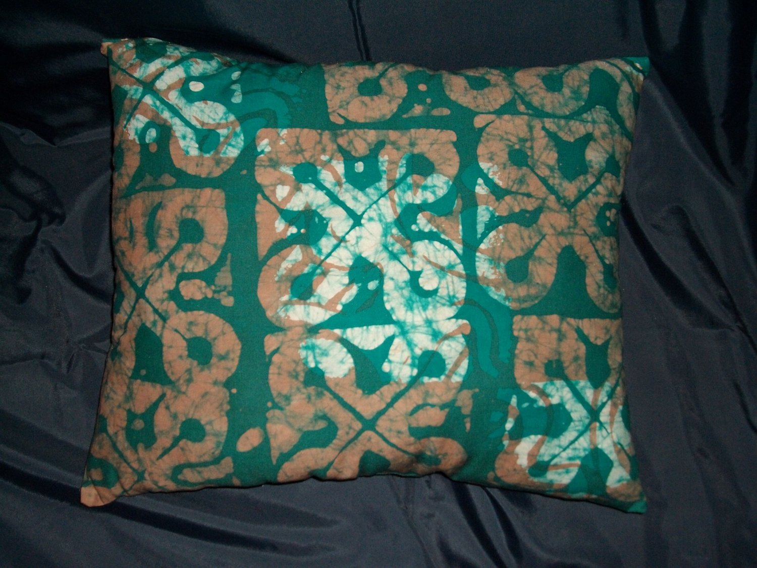 HAND DYED/HANDCRAFTED ACCENT PILLOW