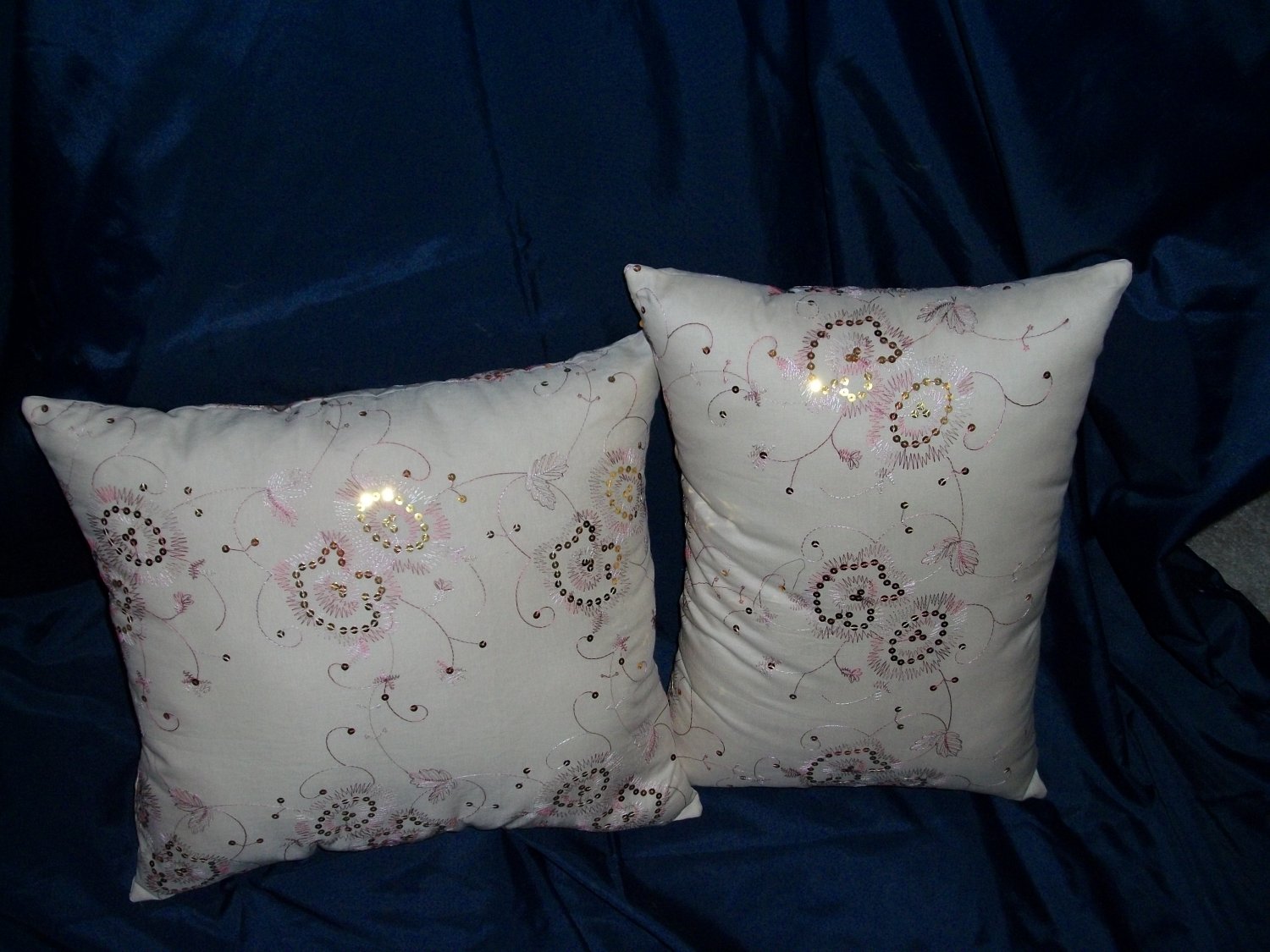 HANDCRAFTED ACCENT PILLOW