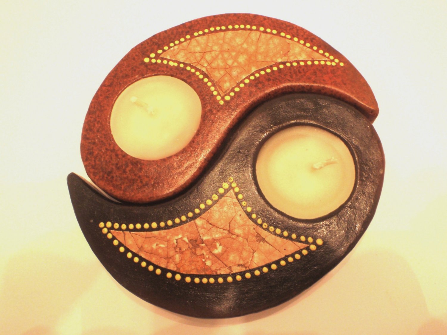 TERRACOTTA CANDLE YIN YANG