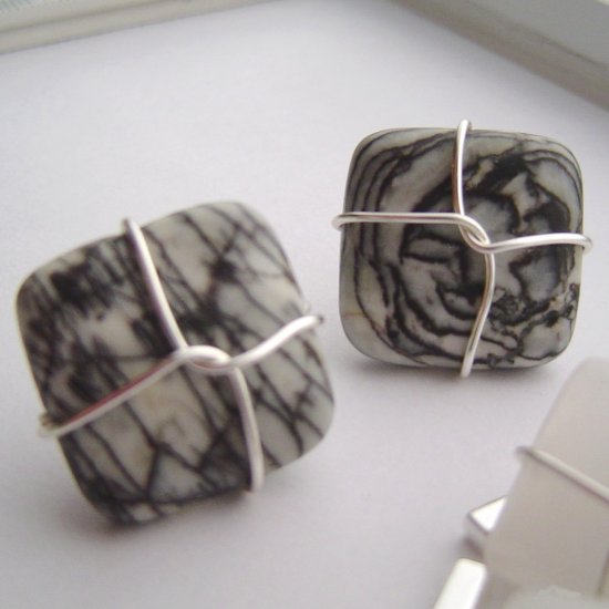 Picasso jasper wired cufflinks