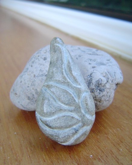 hand carved soapstone daisy pendant