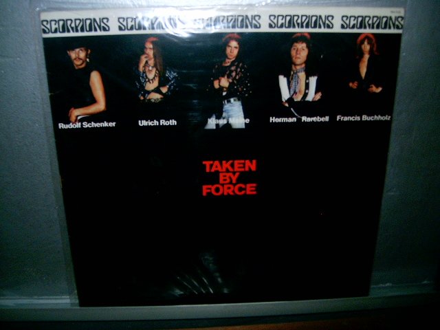SCORPIONS taken by force LP 1977 ROCK SEMI NOVO MUITO RARO VINIL