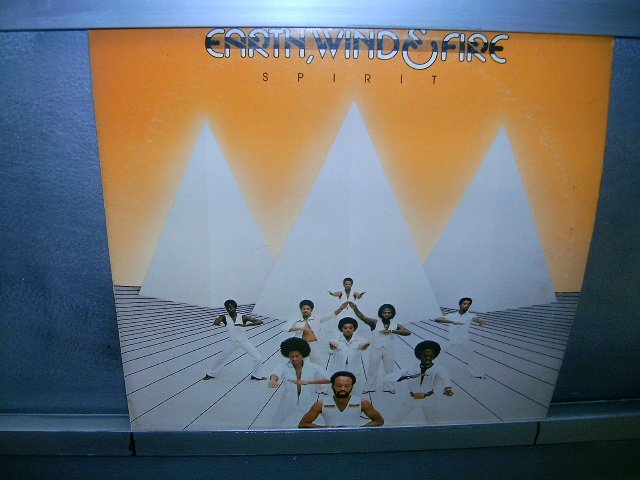EARTH,WIND & FIRE spirit LP 1976 BLACK MUSIC MUITO RARO VINIL