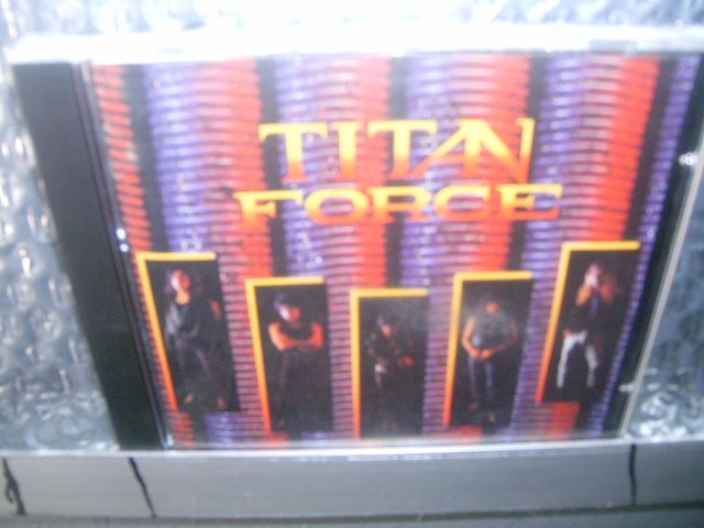 TITAN FORCE all what it is CD ? HEAVY METAL