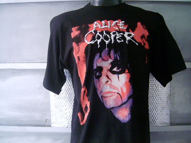 ALICE COOPER CAMISA #1 PRETA TAMANHO U (L)