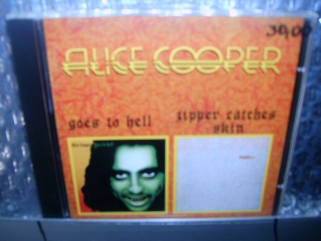 ALICE COOPER goes to hell zipper catches skin CD 1976 1982 HARD ROCK