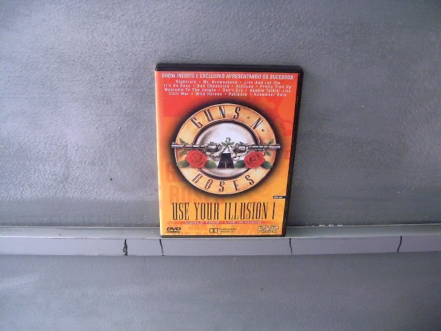 GUNS N' ROSES use your illision 1 world tour - live in tokyo DVD 199? HARD ROCK