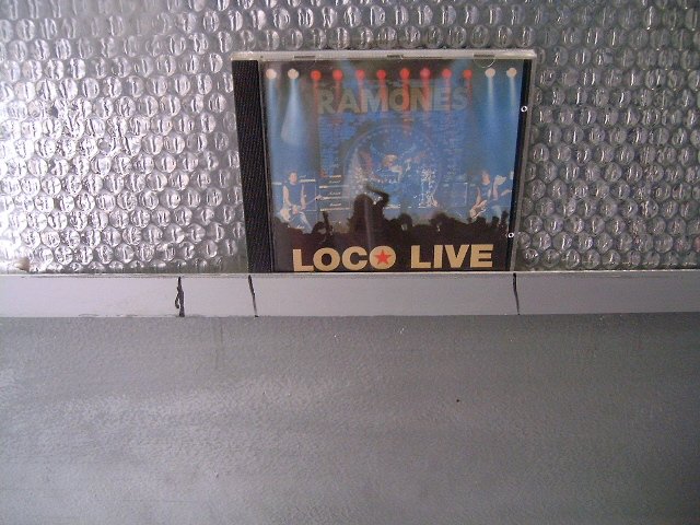 RAMONES loco live CD 1991 PUNK ROCK