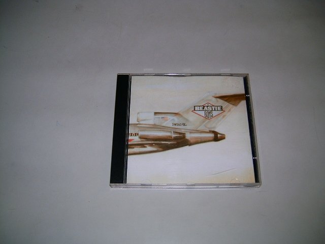BEASTIE BOYS licenced to ill CD 1986 RAP ROCK