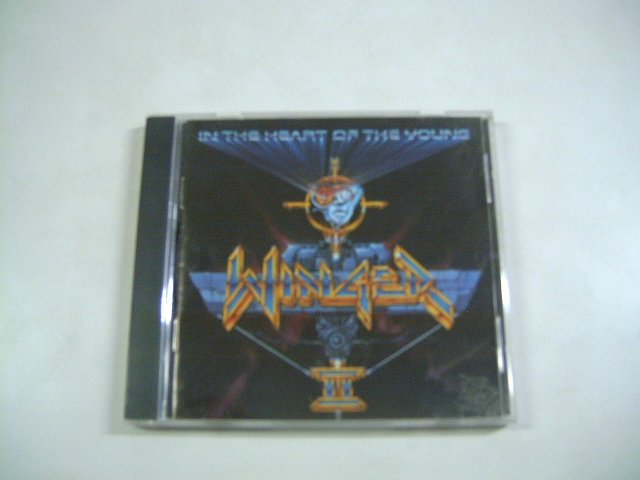 WINGER in the heart of the young CD 1990 HARD ROCK
